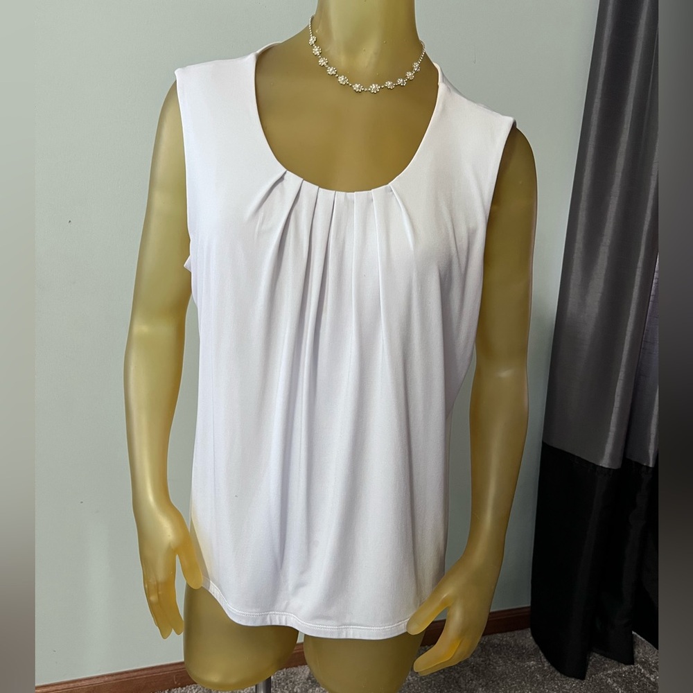 Jones Studio Sleeveless Top